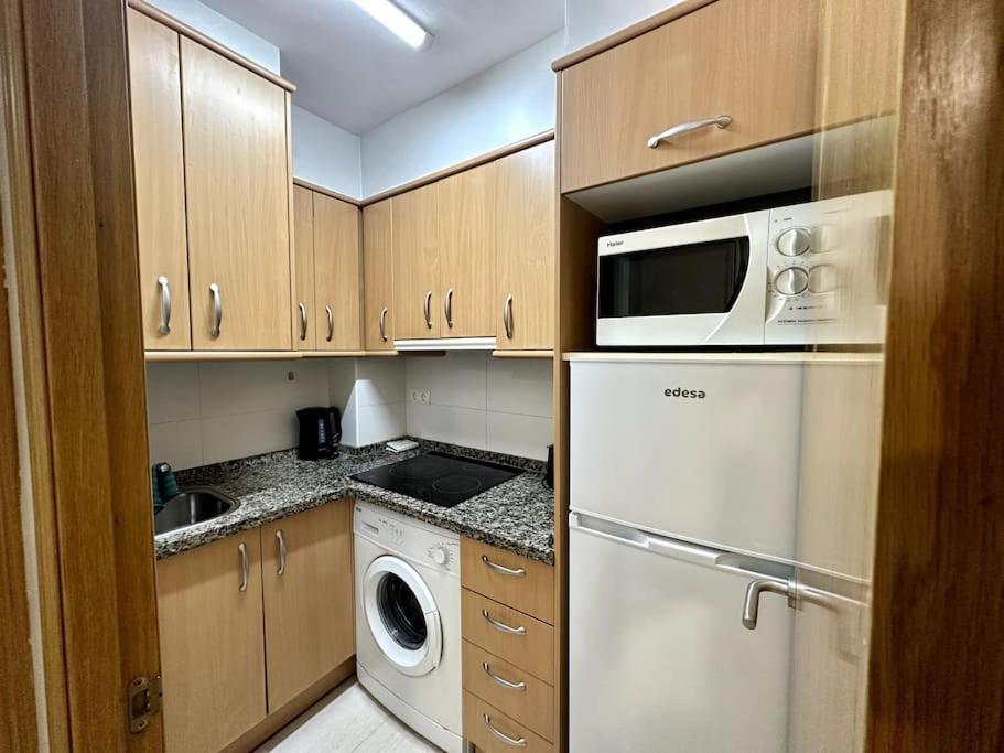 Little Horse Apartments 2 Таррагона Экстерьер фото