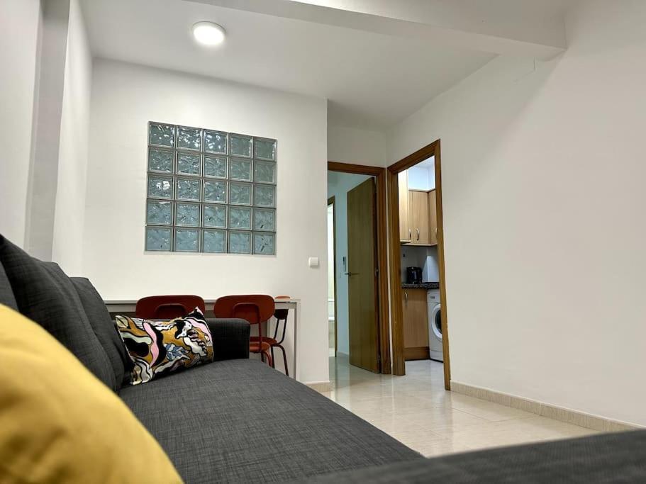 Little Horse Apartments 2 Таррагона Экстерьер фото
